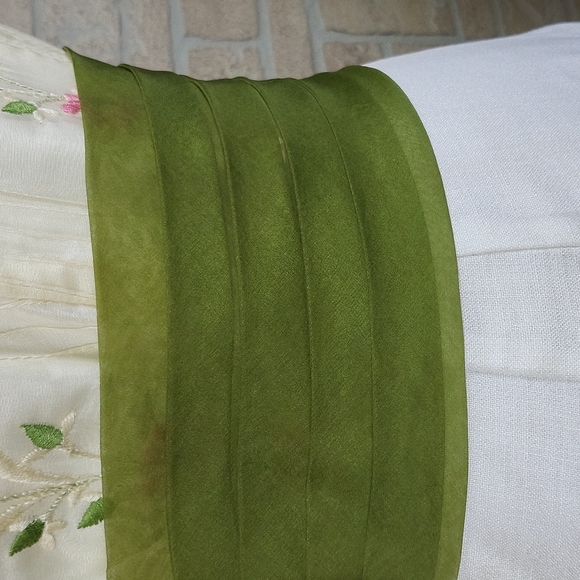 VINTAGE HANDMADE EMBROIDERED DRESS Tulle - Picture 6 of 16